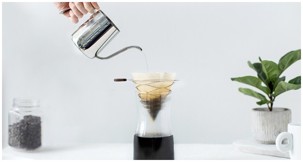 時尚又實用！｢無重力咖啡漏」讓你輕鬆享受手沖咖啡時光