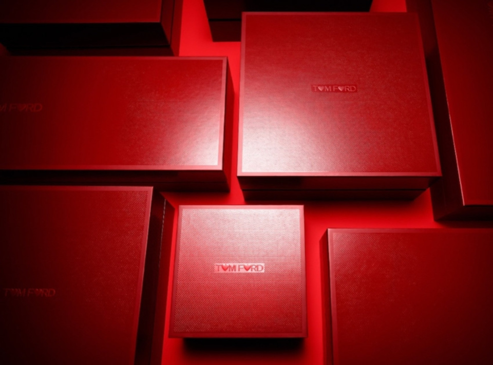TOM FORD 2020全新紅色禮盒包裝設計
